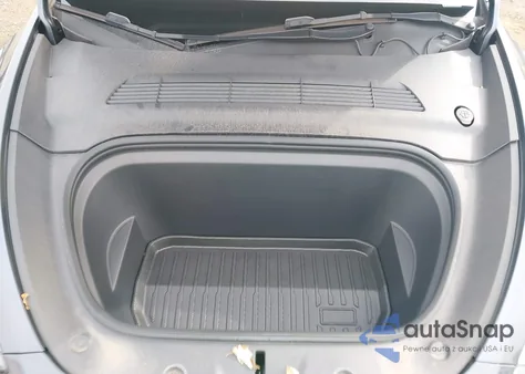 2023 Tesla Model Y Awd/Long Range Dual Motor All-Wheel Drive из США, поврежденный, VIN 7SAYGDEE7PA078717